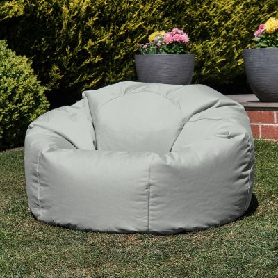 Veeva® Classic Indoor-Outdoor Bean Bag in pink white background