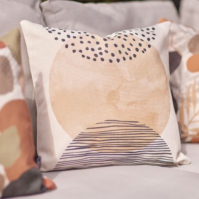 Coussin d'intérieur et d'extérieur à imprimé coucher de soleil monochrome d'Icon, multicolore