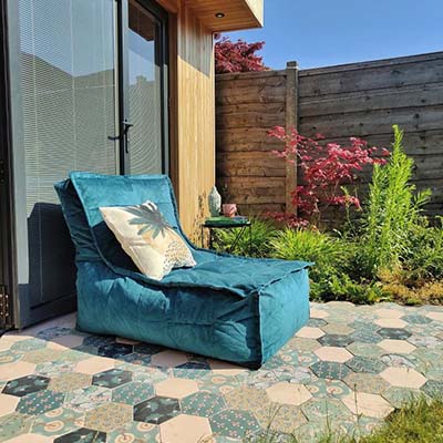 Fauteuil pouf en velours icon Dolce - Jardin